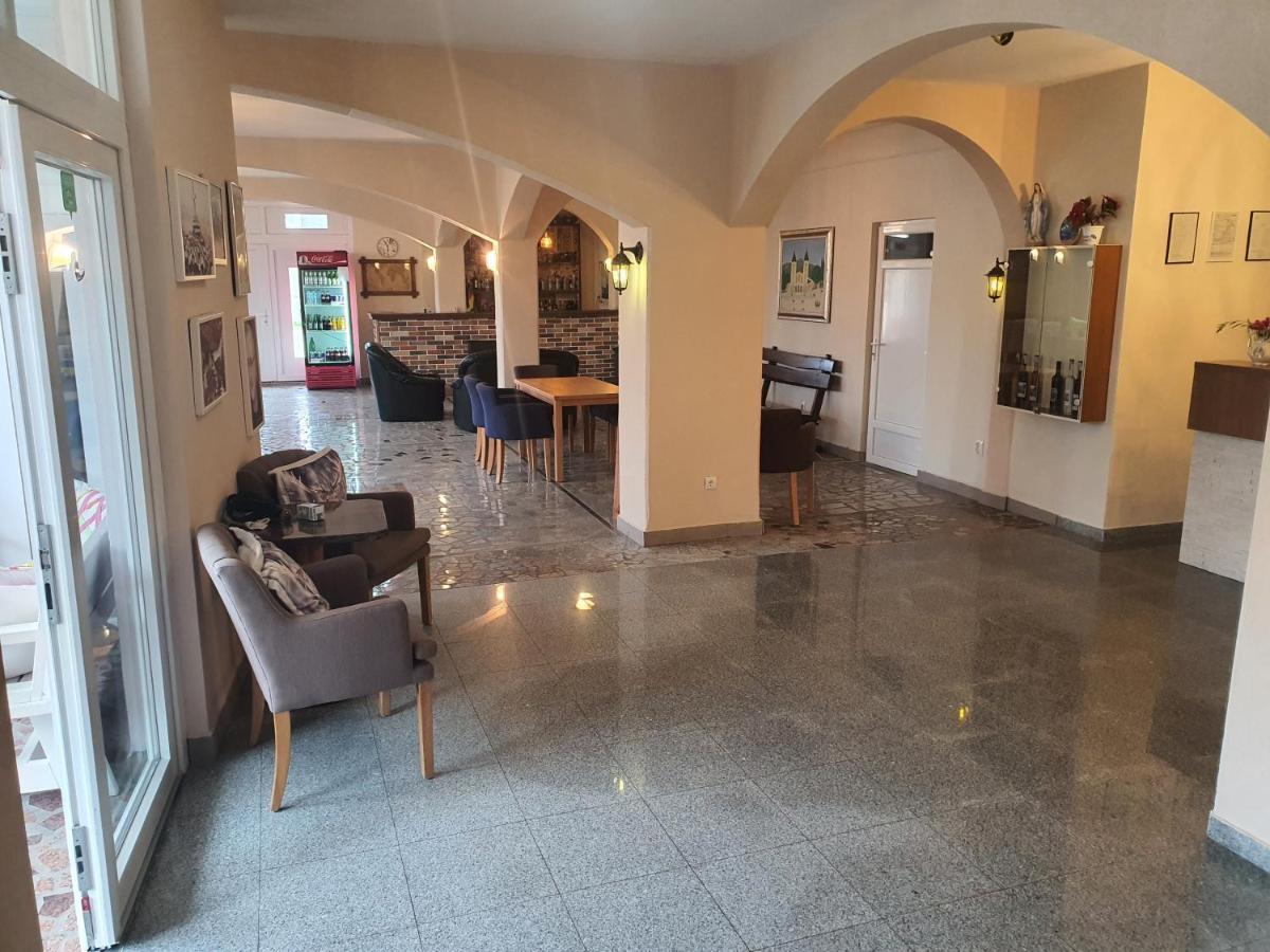 Hotel Barbaric Medjugorje Luaran gambar