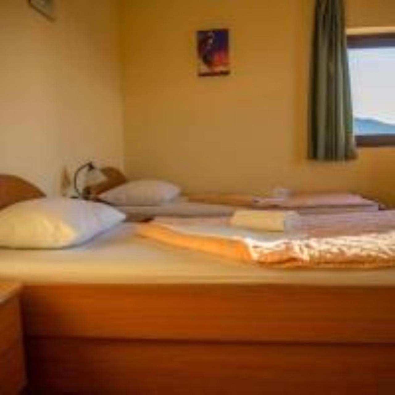 Hotel Barbaric Medjugorje Luaran gambar